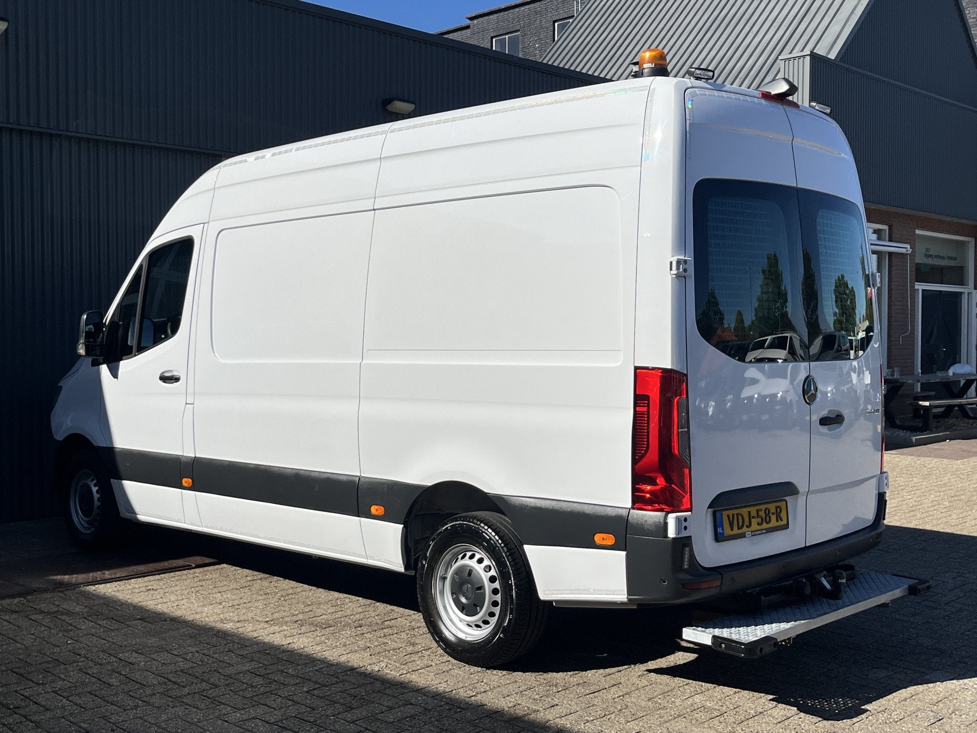 Mercedes-Benz Sprinter 314 2.2 CDI L2H2 Werkplaats Omvormer, Automaat, Gebruikt, 2135 kg, Wit
