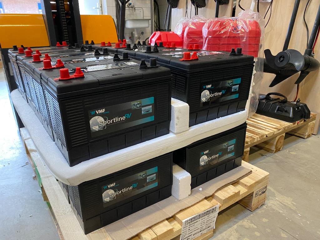 105Ah semi-tractie accu 12V | geschikt voor fluistermotor, Watersport en Boten, Ophalen of Verzenden, Nieuw, Motor en Techniek
