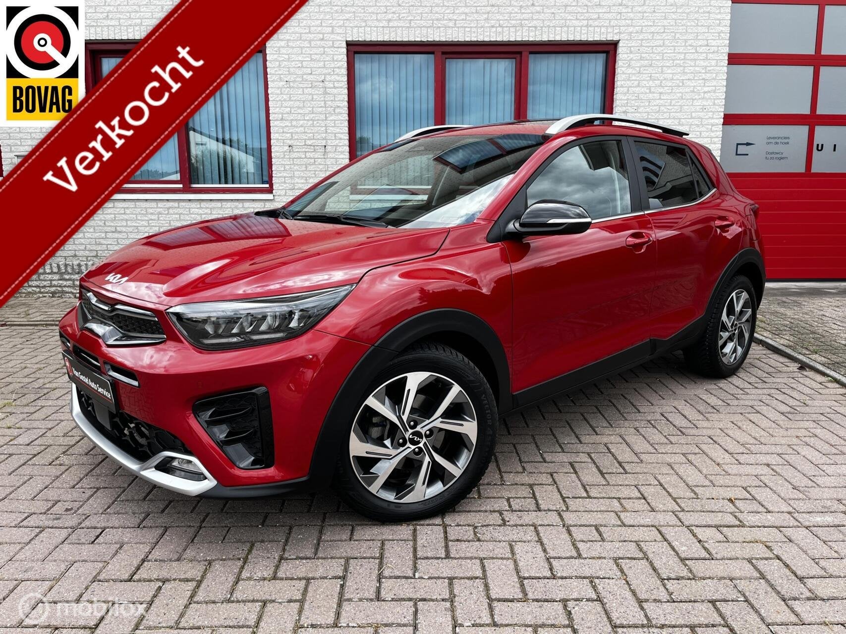 Kia Stonic 1.0 T-GDi GT-line MHEV NAVI/SCHUIFDAK/AUTOMAAT, Auto's, 1160 kg, Gebruikt, Zwart, Leder en Stof