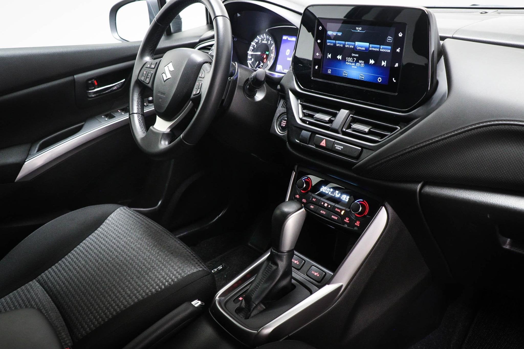 Suzuki S-Cross 1.4 Boosterjet Select Smart Hybrid | CLIMA |, Auto's, Stof, Gebruikt, 4 cilinders, Bedrijf
