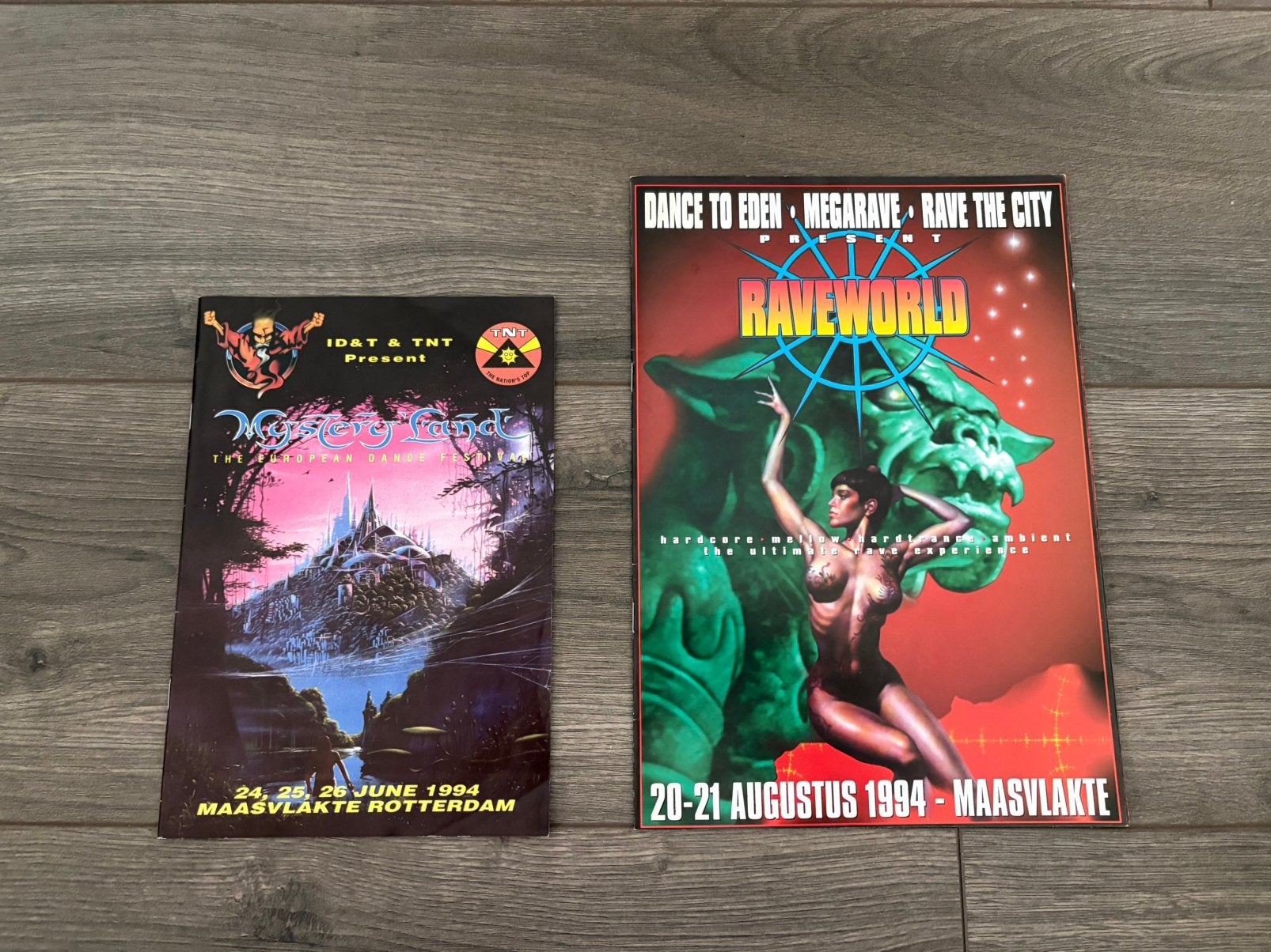 Massvlakte Flyers, Ophalen of Verzenden, Zo goed als nieuw