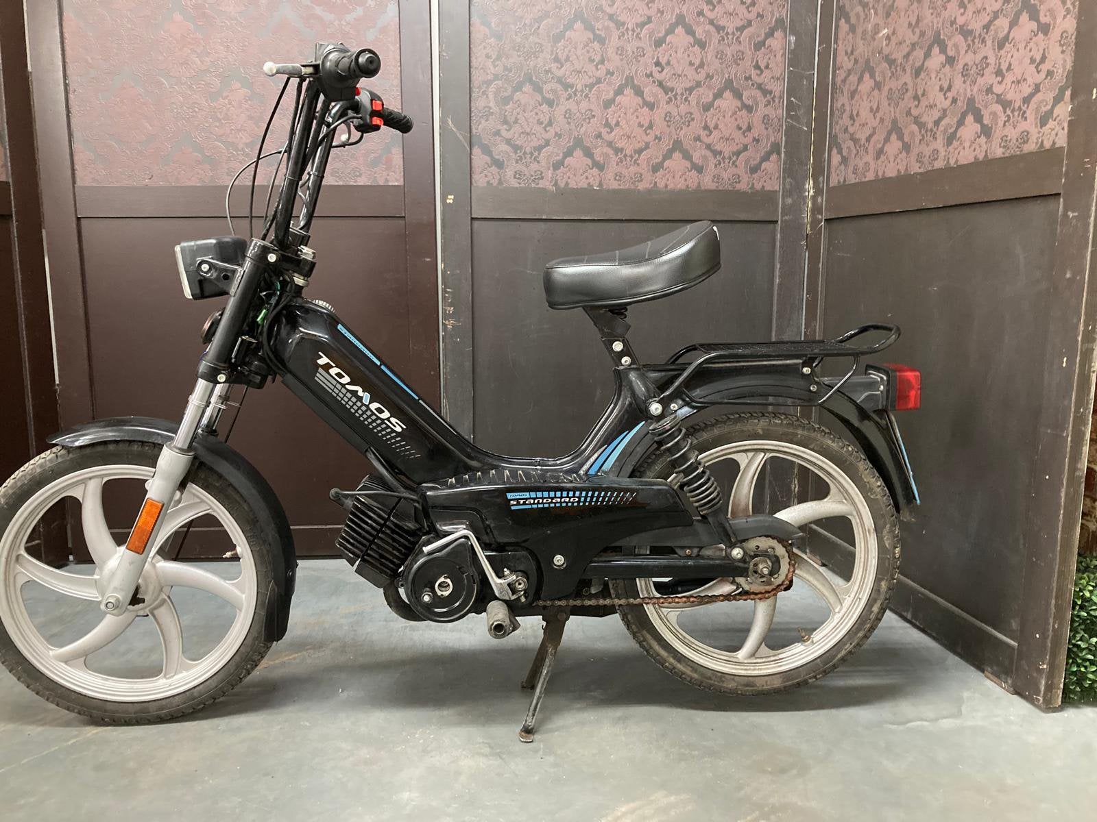 Tomos standard met blauw kenteken, Fietsen en Brommers, Snorfietsen en Snorscooters, Ophalen, Zo goed als nieuw, Tweetakt, Tomos