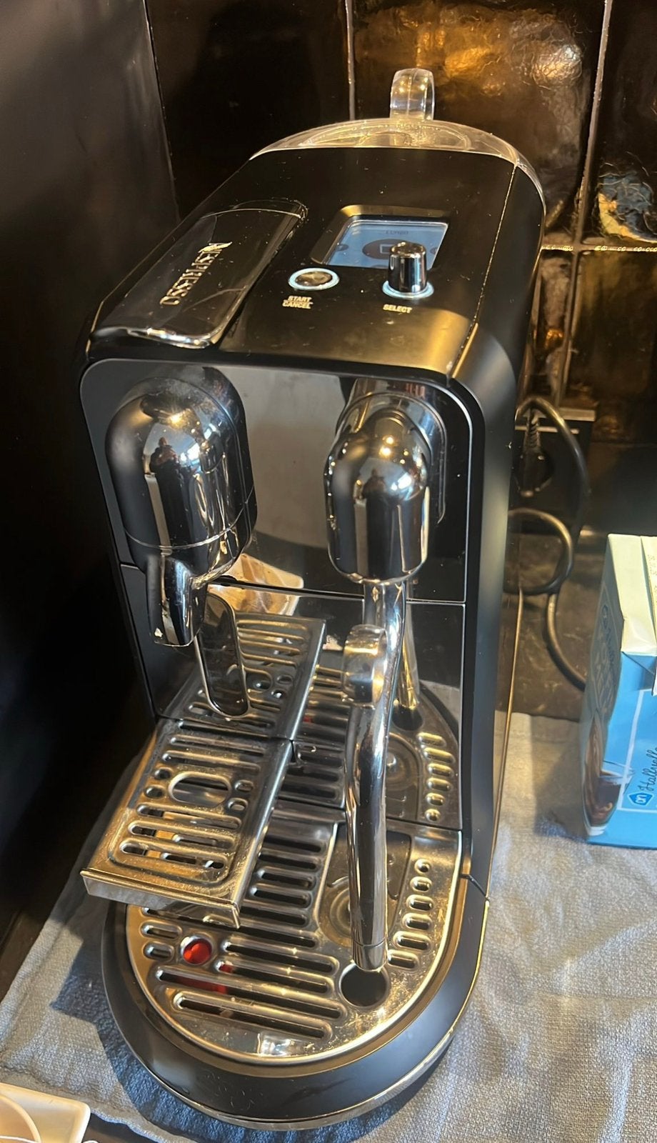 Nespresso sage creatista plus goed lezen, Witgoed en Apparatuur, Ophalen of Verzenden, Gebruikt, Espresso apparaat