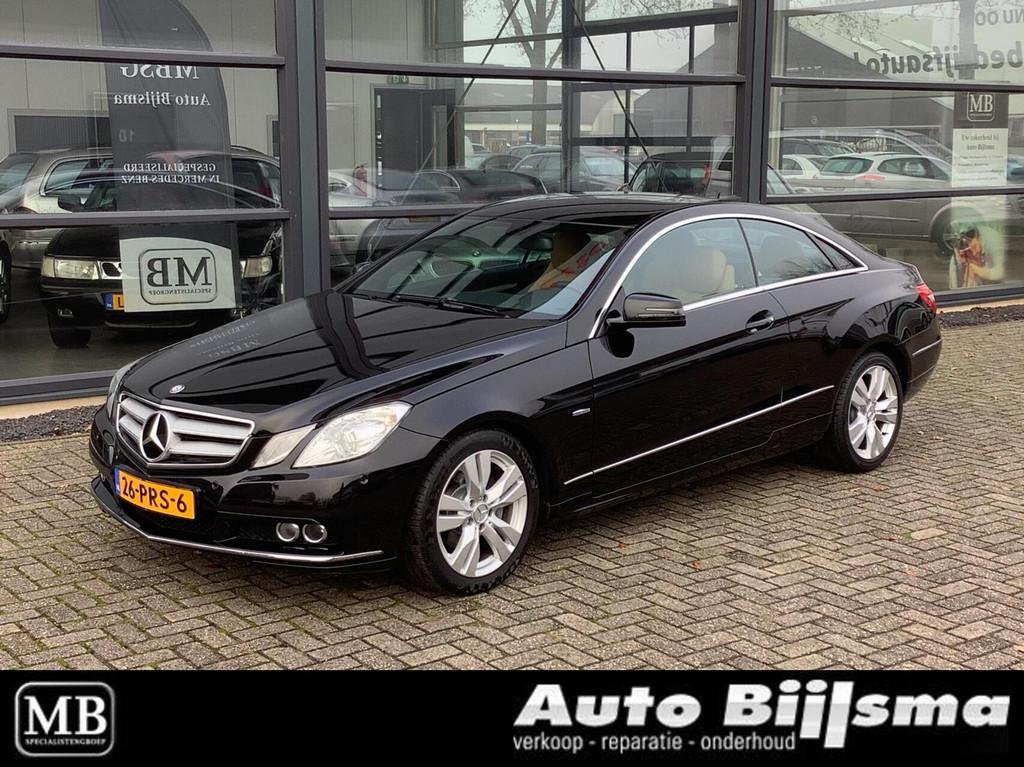 Mercedes E-klasse Coupé 200 CGI Avantgarde, zeer net,, Auto's, Euro 5, Achterwielaandrijving, 4 cilinders, 4 stoelen