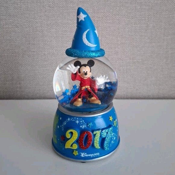 Mickey Mouse Sneeuwbol - Fantasia Tovenaarsleerling, Verzamelen, Ophalen of Verzenden, Mickey Mouse, Nieuw, Beeldje of Figuurtje