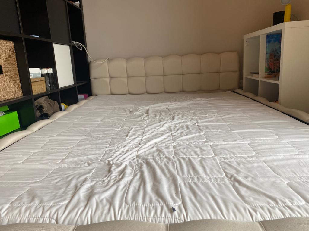 Bed graag zo snel mogelijk weg, Ophalen, Beige, 140 cm, Zo goed als nieuw