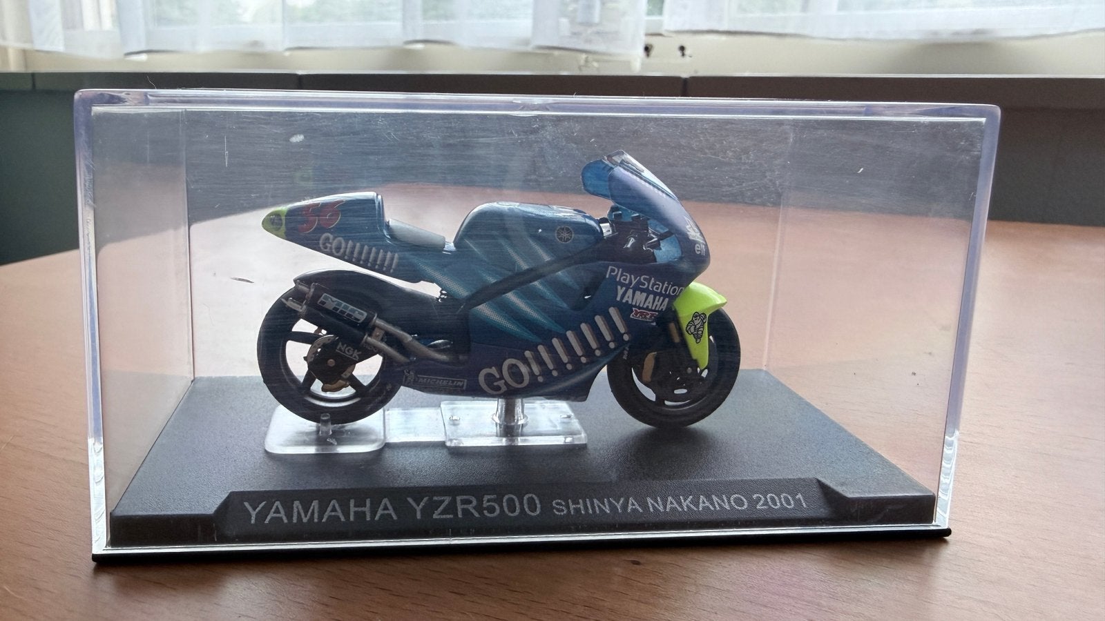 Yamaha YZR500 Shinya Nakano 2001 model - Schaal 1:24, Overige merken, Ophalen of Verzenden, Zo goed als nieuw, Groter dan 1:32
