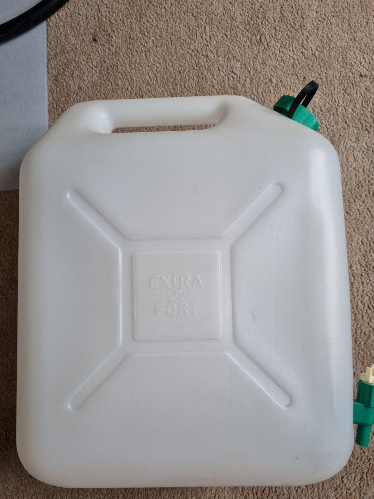 Jerrykan met kraantje. 20 liter., Ophalen of Verzenden, Zo goed als nieuw