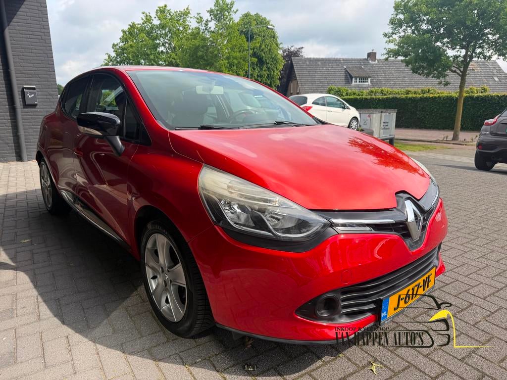 Renault Clio 1.2 Collection, Auto's, Voorwielaandrijving, Euro 5, Gebruikt, Handgeschakeld