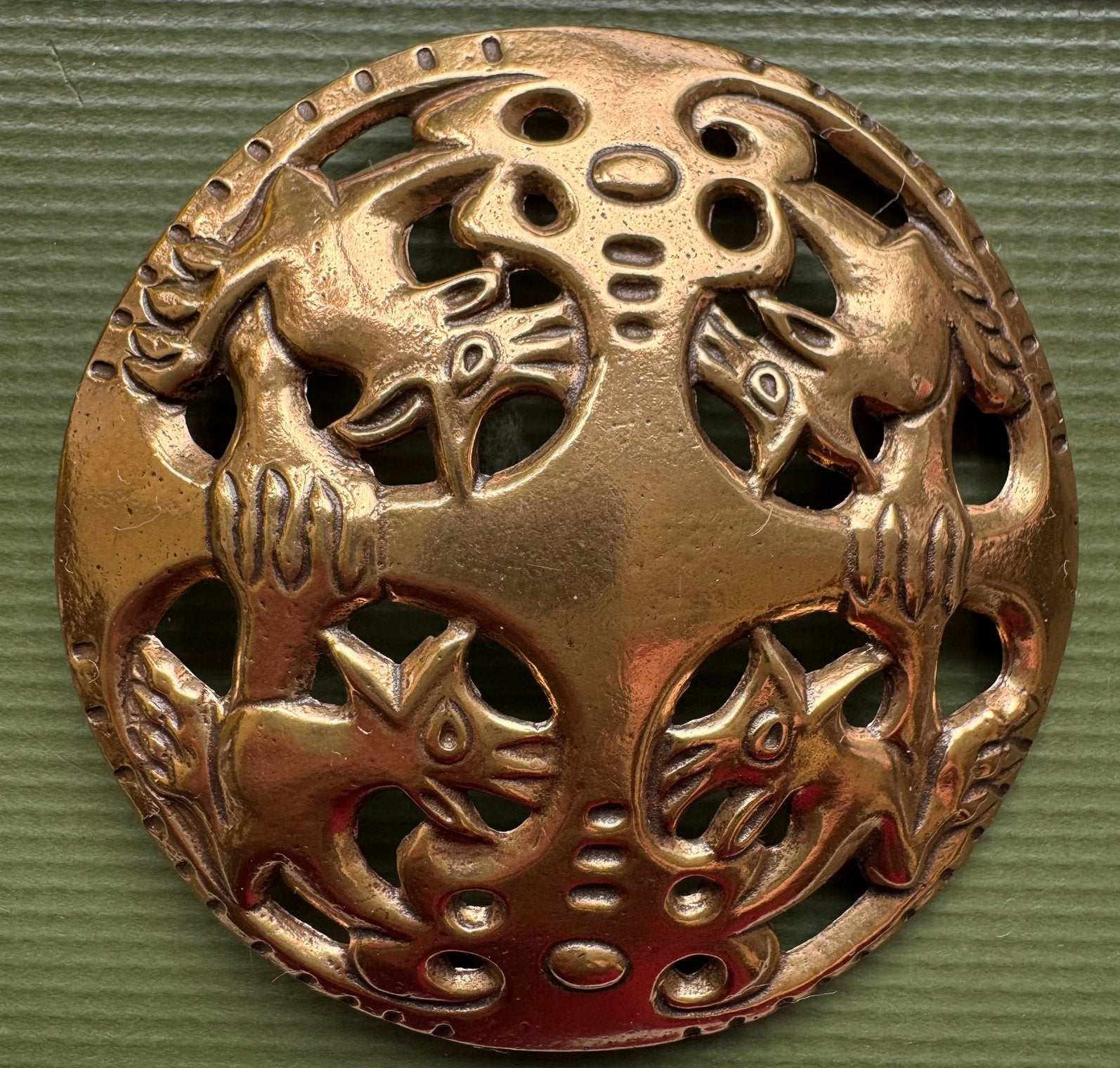 Kalevala Koru - grote broche, Brons, Ophalen of Verzenden, Zo goed als nieuw, Goud