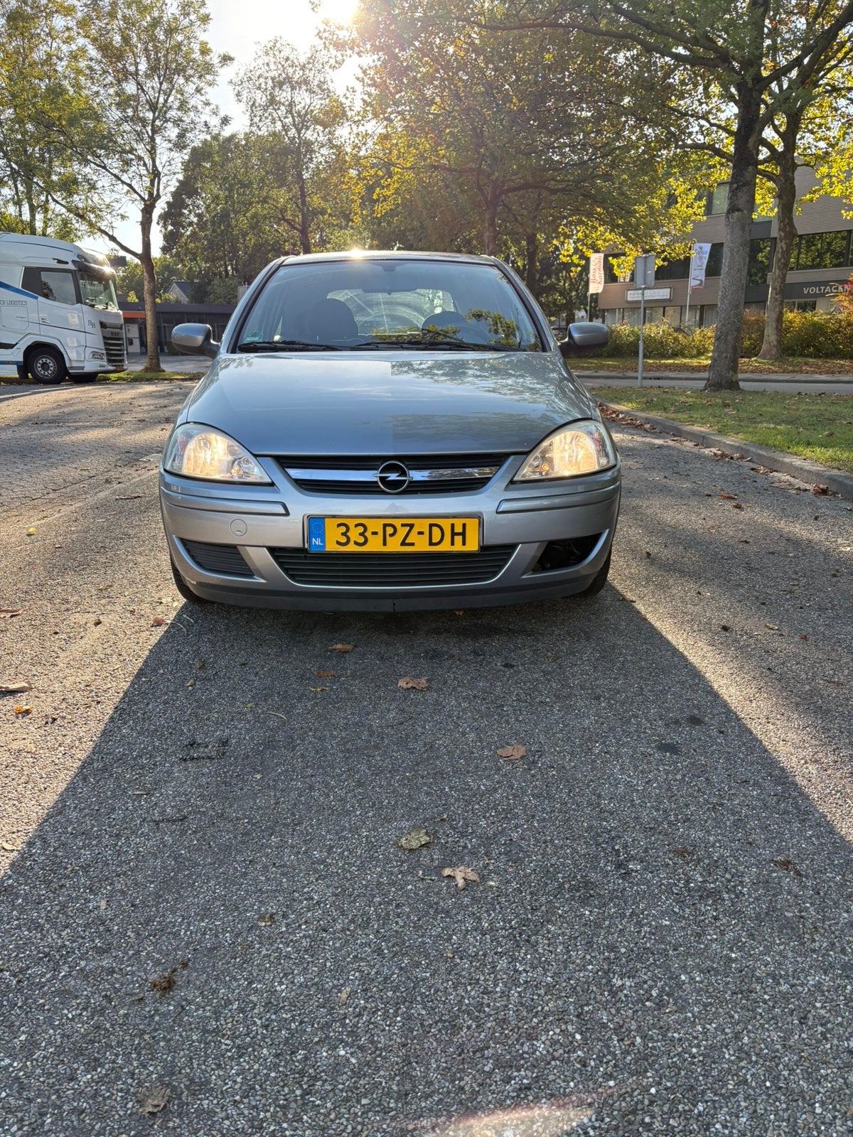 Opel Corsa 1.2 16V Twinport 3D 2005 Grijs, Ophalen, Gebruikt