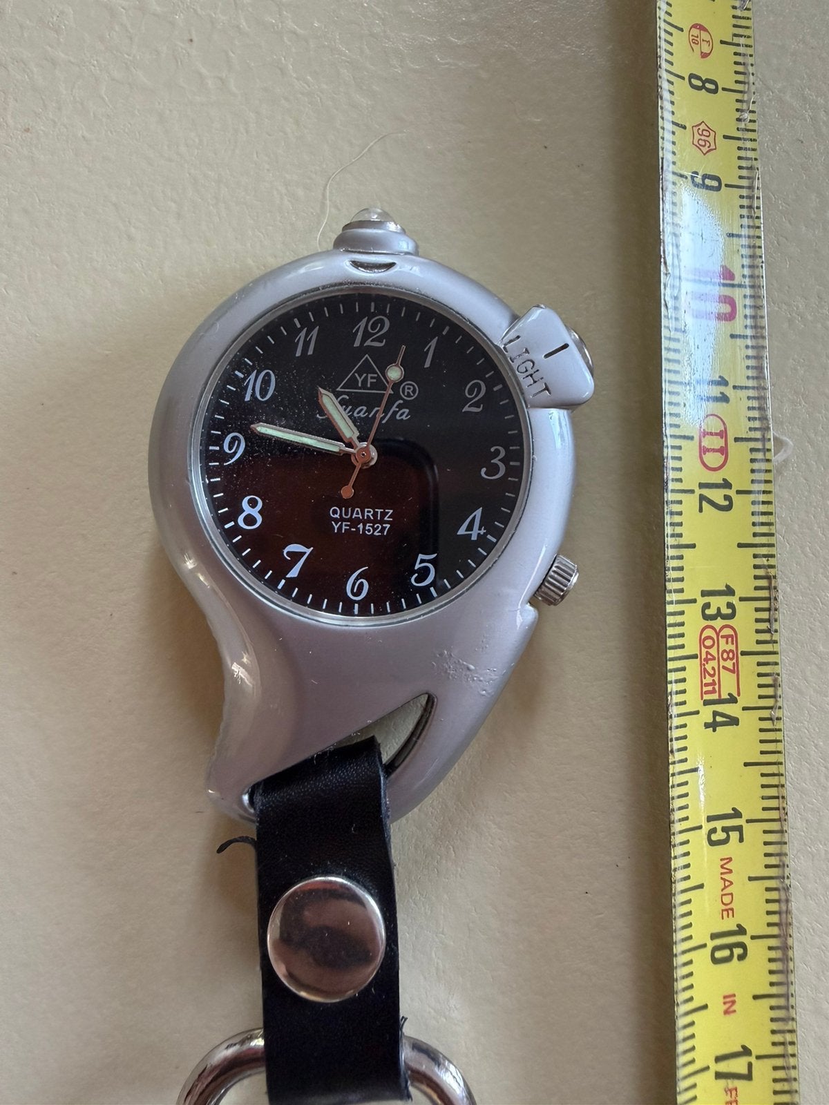 Vintage mat grijs zakhorloge met zwarte wijzerplaat, Overige merken, Staal, Zakhorloge, Staal