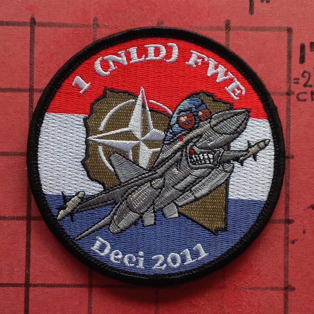 KLU LUCHTMACHT PATCH F-16 DETACHMENT DECIMOMANNU   ITALIE, Verzenden, Luchtmacht, Nederland, Embleem of Badge