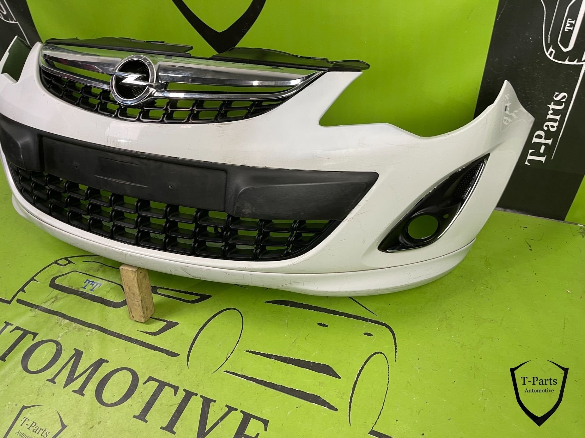opel corsa D voorbumper bumper grille rooster 95508031, Info@fabrikant.eu, Opel, Ophalen of Verzenden, Bumper