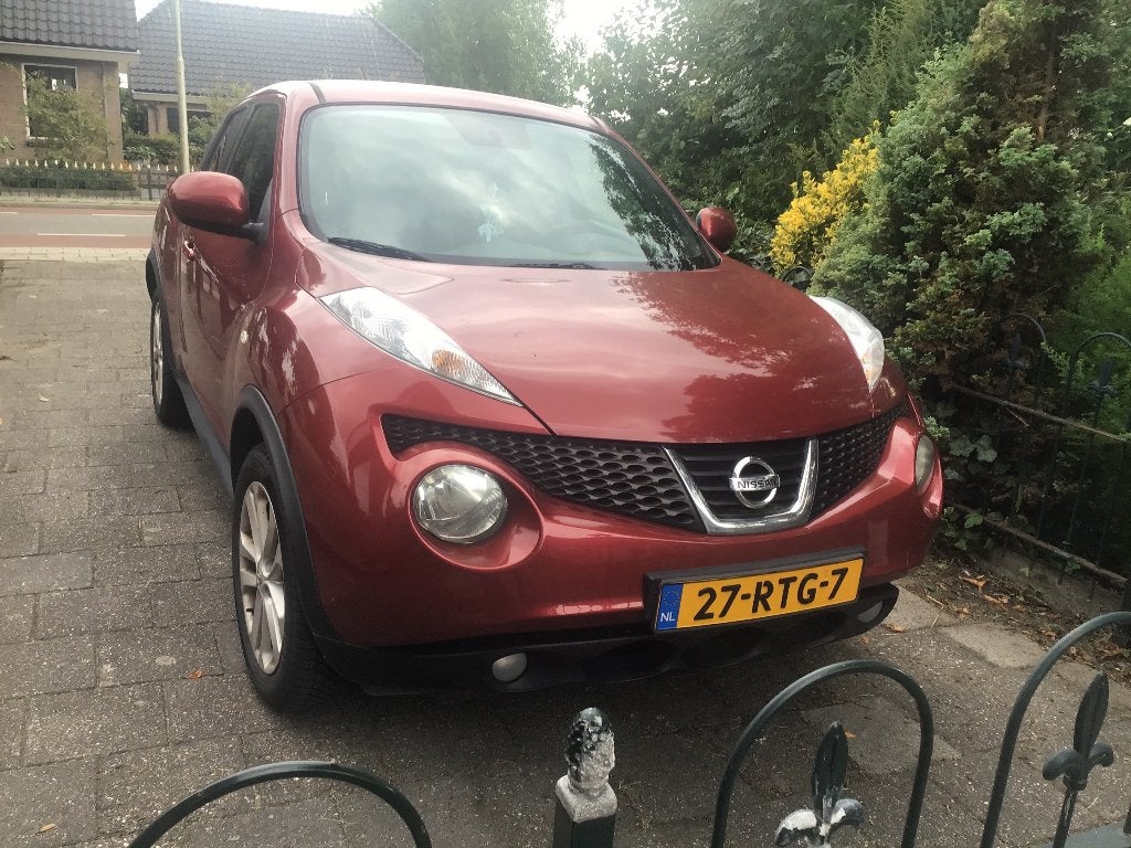 In prijs verlaagd, Nissan Juke 1.6 Eco 117pk 2011 Rood, Auto's, Stof, 1250 kg, 4 cilinders, 49 €/maand
