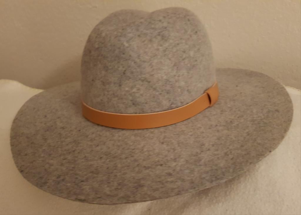 Hoed cap rond grijs maat s zwart maat m ronde dames hoeden, H&M, 55 cm (S, 6⅞ inch) of minder, Verzenden, Hoed