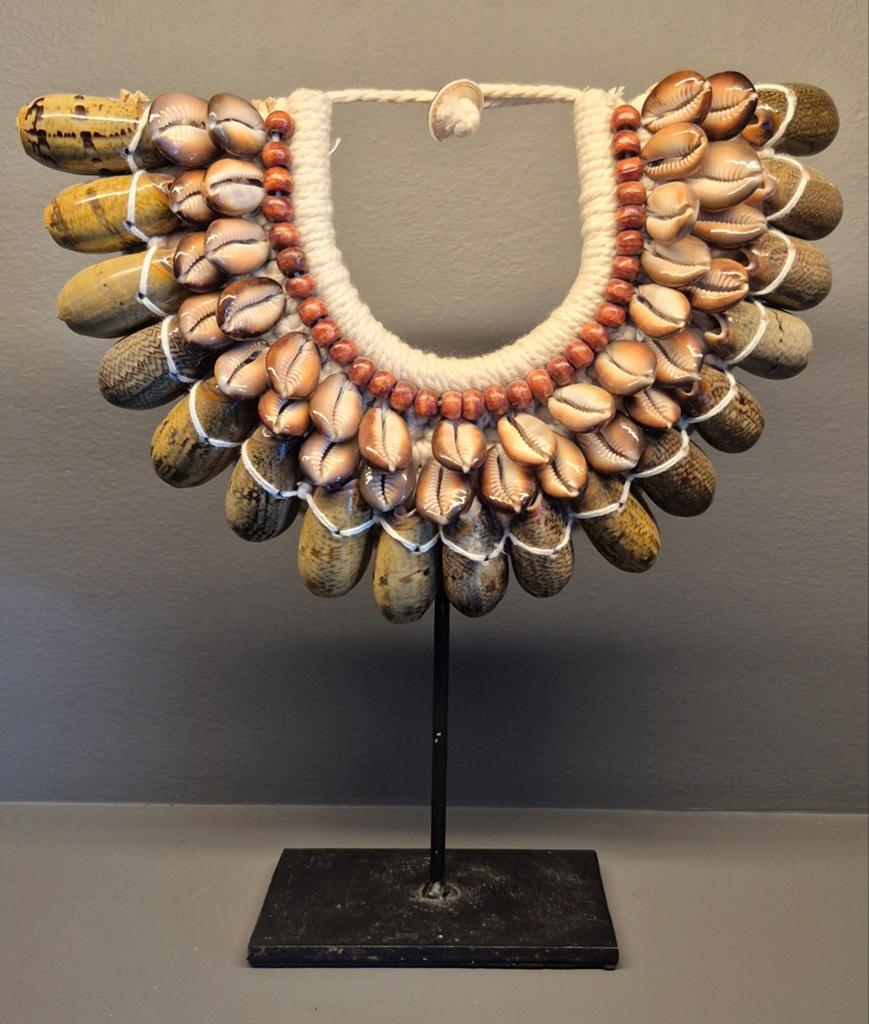 Mooie schelpenketting, Antiek en Kunst, Ophalen of Verzenden