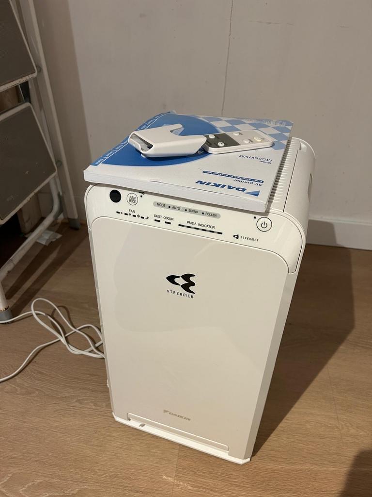 Daikin Luchtreiniger MC55WVM, Ophalen, Zo goed als nieuw, Luchtreiniger