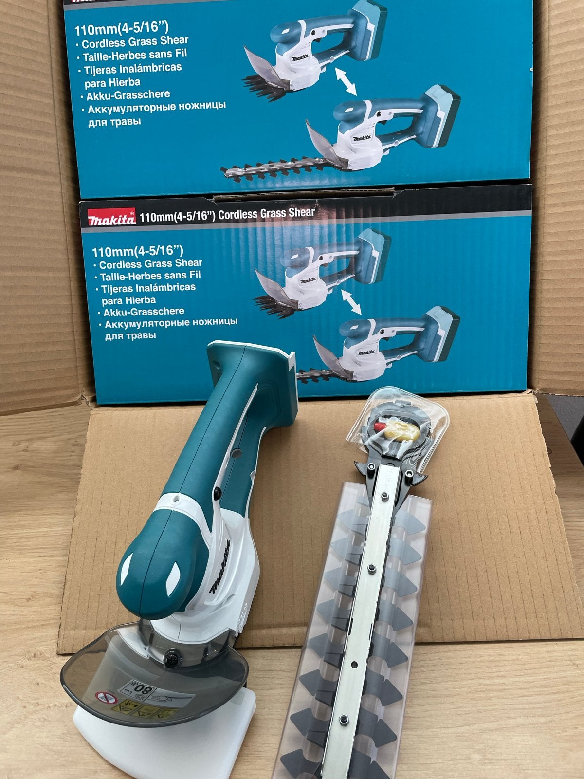 Nieuwe Makita Gras/Heggenschaar UM110DWYX (excl. accu/lader), Ophalen of Verzenden, Nieuw, Accu