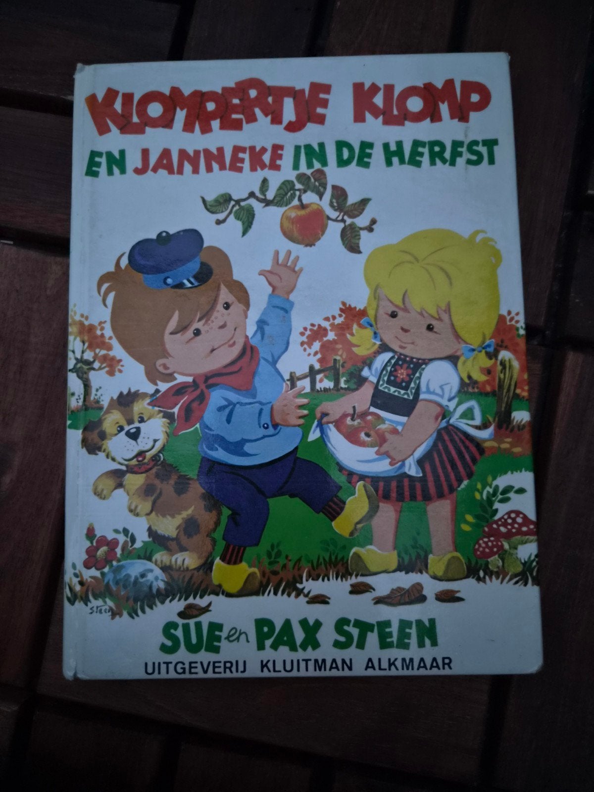 Klompertje Klomp en Janneke in de Herfst - Kinderboek, Ophalen of Verzenden, Gelezen