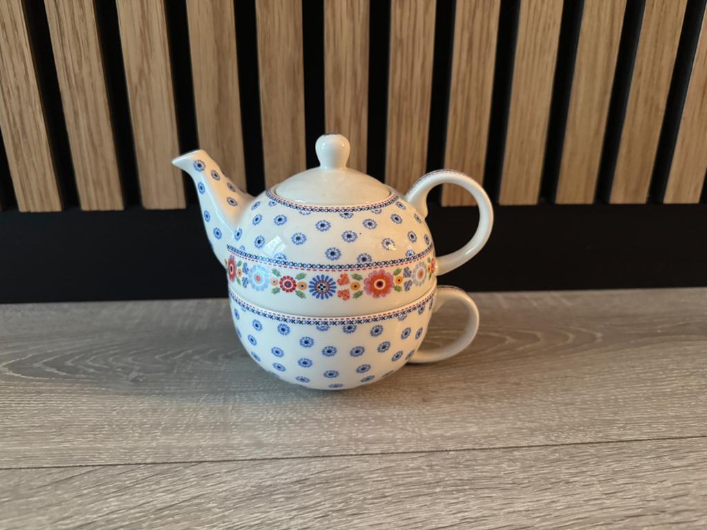 Tea for one theepotje Yvon Jaspers kakelbont servies!, Huis en Inrichting, Ophalen of Verzenden, Porselein, Overige stijlen, Kop(pen) en/of Schotel(s)