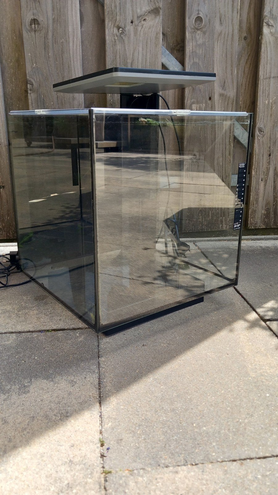 aquarium qubiq 30, Dieren en Toebehoren, Vissen | Aquaria en Toebehoren, Ophalen, Gebruikt, Leeg aquarium, Superfish