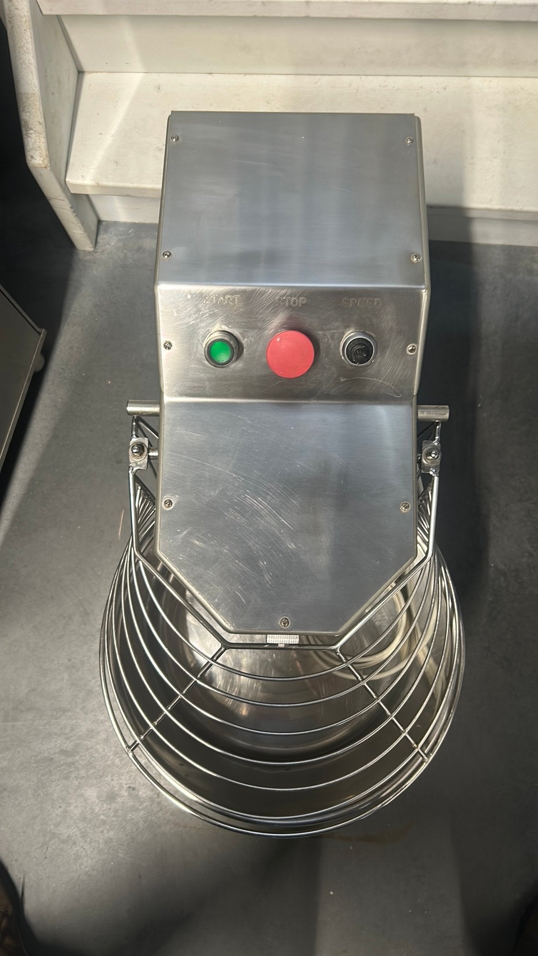 BW SM20 SE spiraalkneder - 230V - Variabele snelheid, Witgoed en Apparatuur, Keukenmixers, 4 liter of meer, Ophalen, Gebruikt