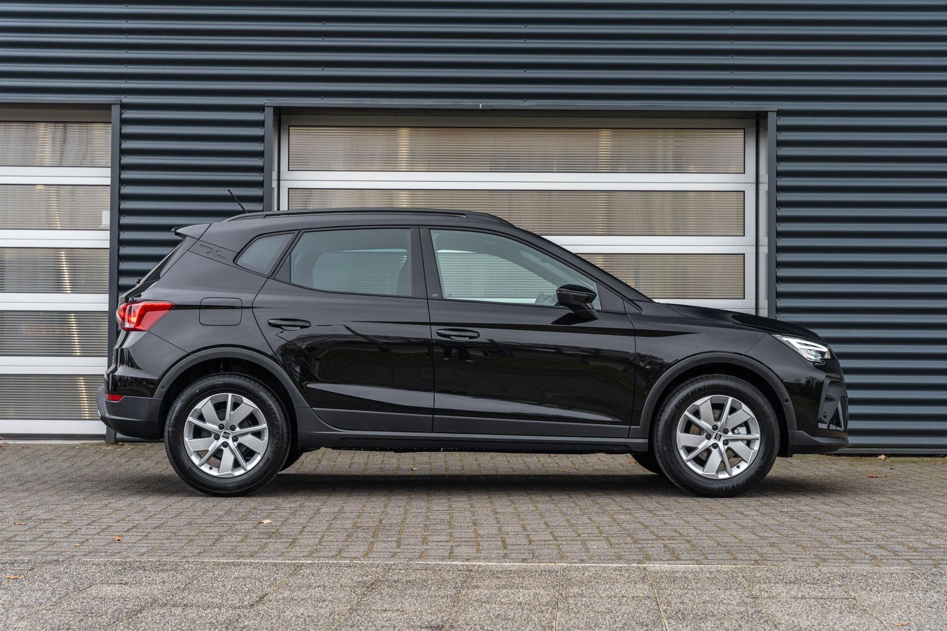 SEAT Arona 1.0 EcoTSI 95pk FR Business Connect | Achteruitri, Auto's, Seat, Voorwielaandrijving, 12 maanden, Gebruikt, 95 pk