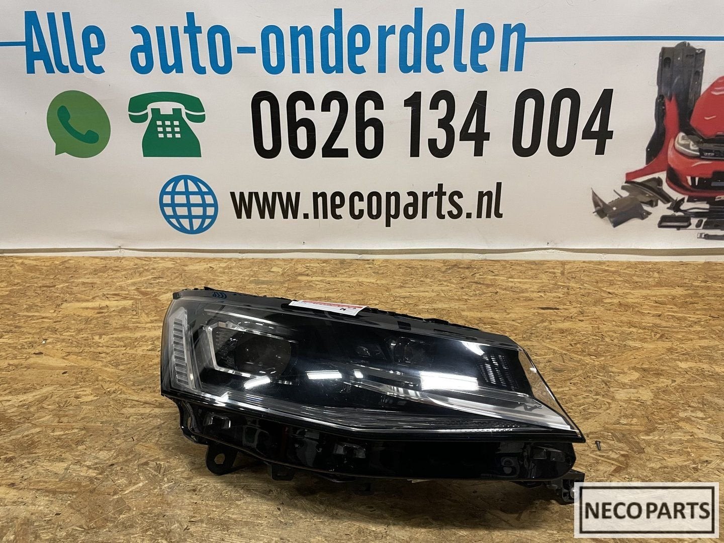 TRANSPORTER T7 VOL LED KOPLAMP RECHTS COMPLEET 7T1941082, Gebruikt, -, Volkswagen, -