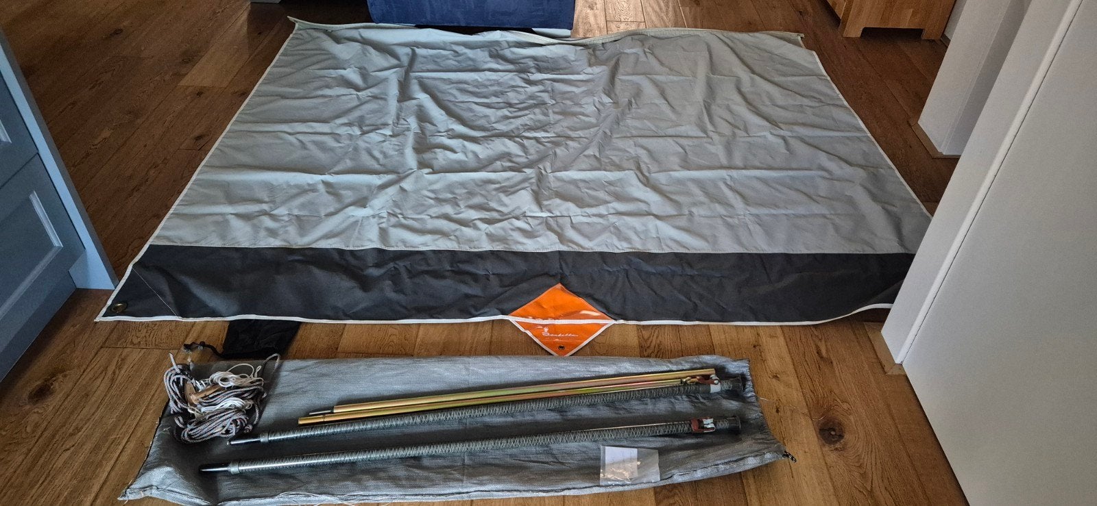 Isabella luifel grijs 230 met extra middenstok, Ophalen, Gebruikt