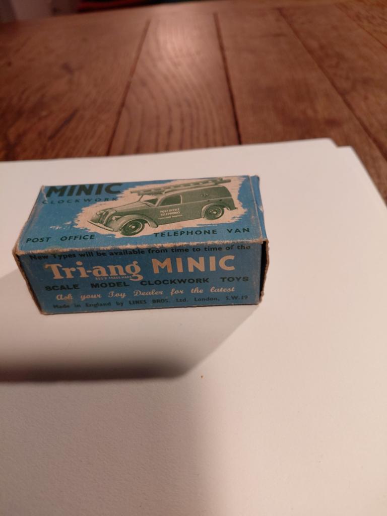 Vintage Tri-ang Minic Post Office Telefoonbus met sleutel, Ophalen of Verzenden, Gebruikt