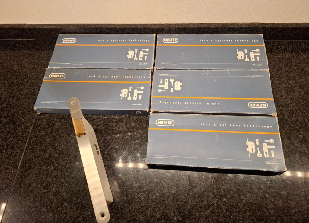 5x Nemef loopslot 635/17 RVS voorplaat Links - Binnendeur, Doe-het-zelf en Verbouw, Hang- en Sluitwerk, Nieuw, Slot, Rvs, Ophalen of Verzenden