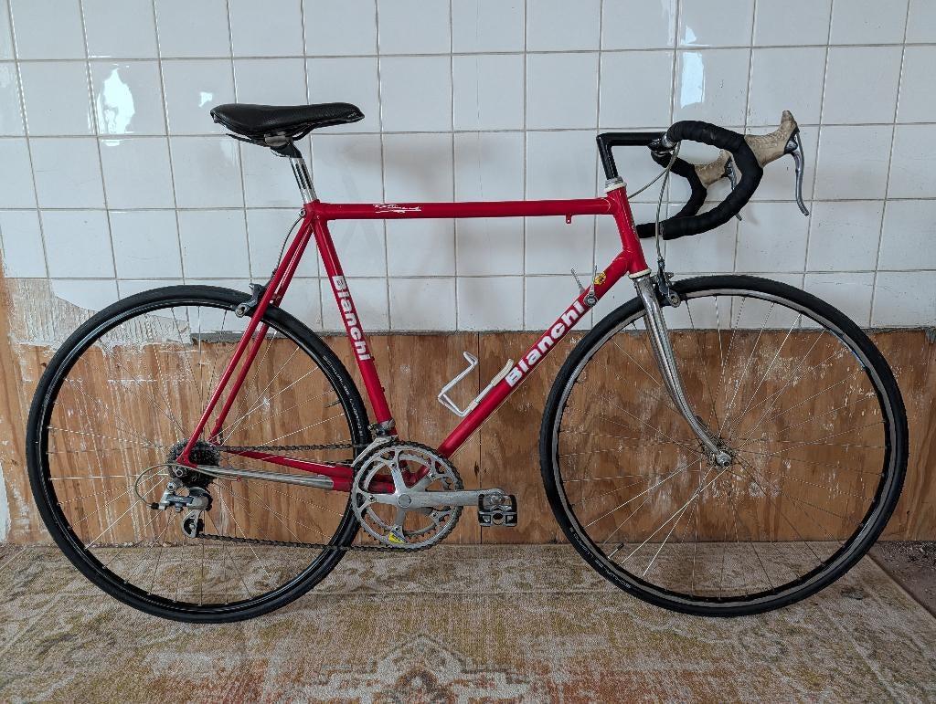Bianchi racefiets met 12 versnellingen handremmen en raceoog, Fietsen en Brommers, Fietsen | Mountainbikes en ATB, Heren, Zo goed als nieuw