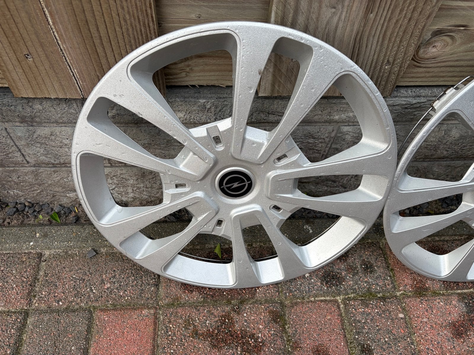 Opel Vivaro wieldoppen 16 inch - Set van 4, Ophalen, Zo goed als nieuw
