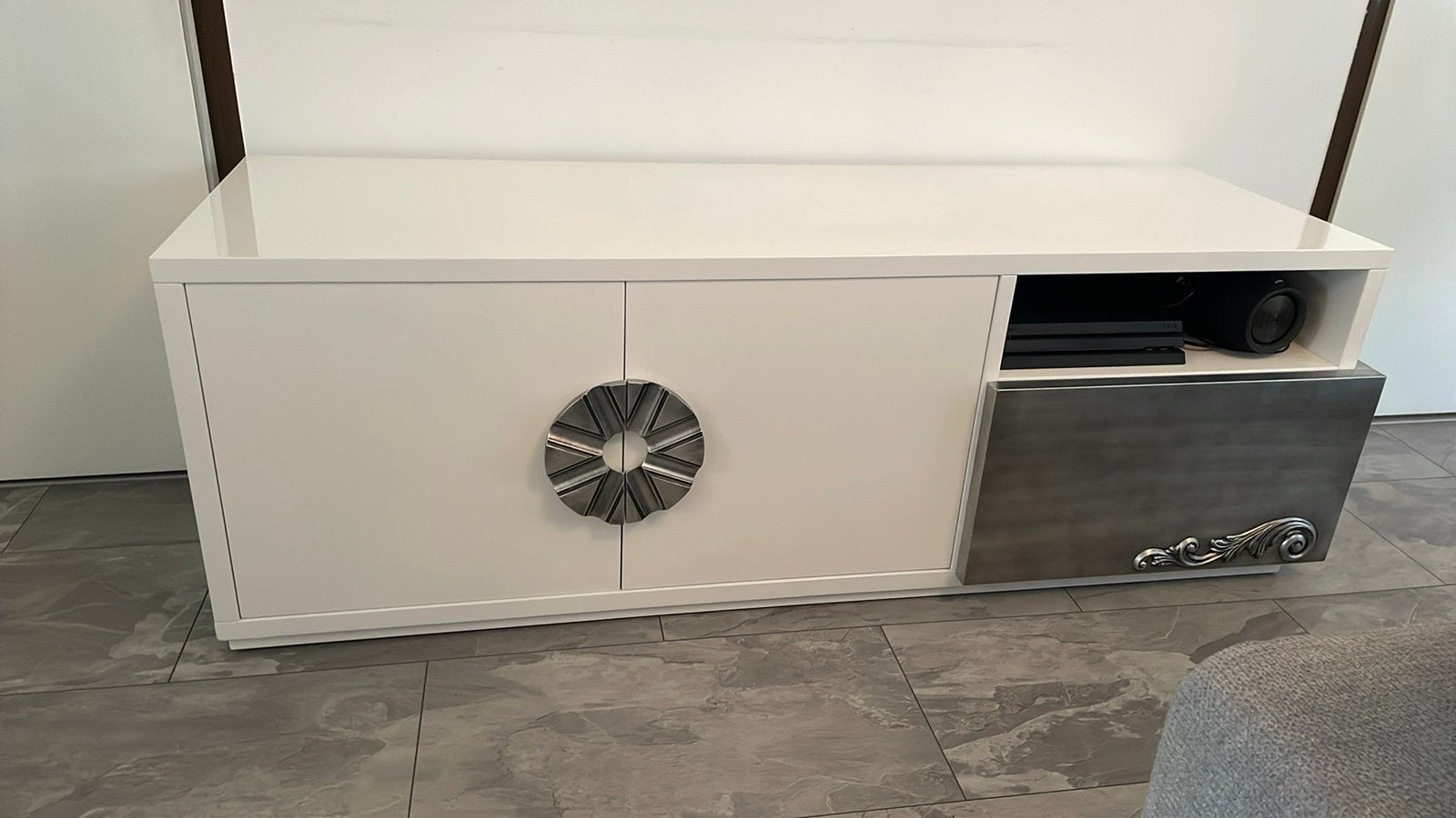 Mooie kast driehoek meubelen, Ophalen of Verzenden, Zo goed als nieuw, 25 tot 50 cm