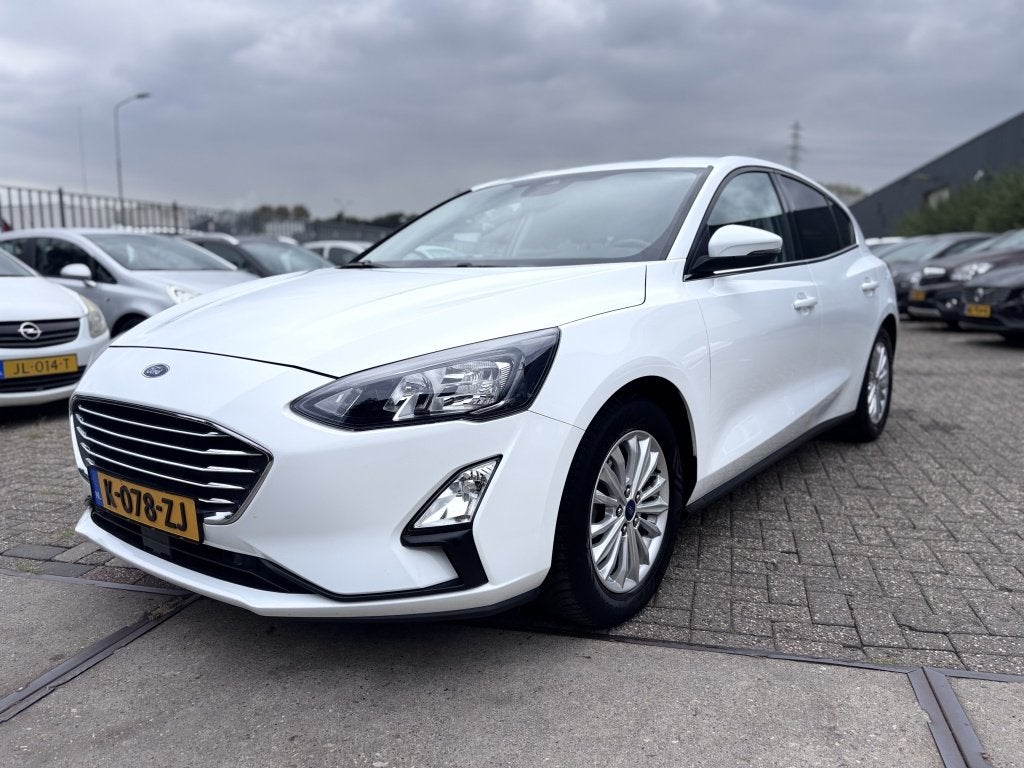 Ford Focus 1.0 EcoB. Tit AUTOMAAT! (bj 2021), Auto's, Ford, 125 pk, Gebruikt, Euro 6, Wit