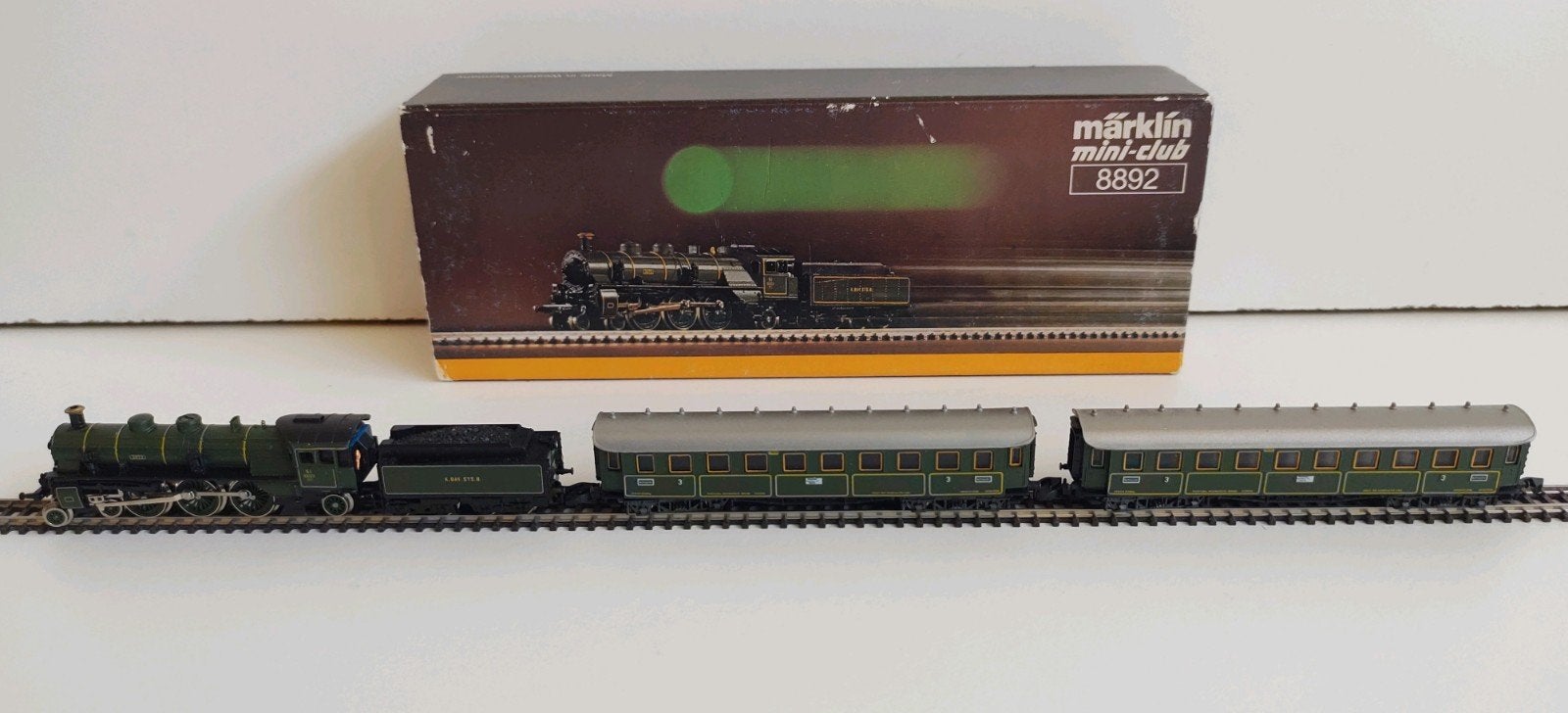 Märklin z 8892 Beierse stoomlocomotief plus twee rijtuigen, Ophalen of Verzenden, Analoog, Märklin, Gelijkstroom