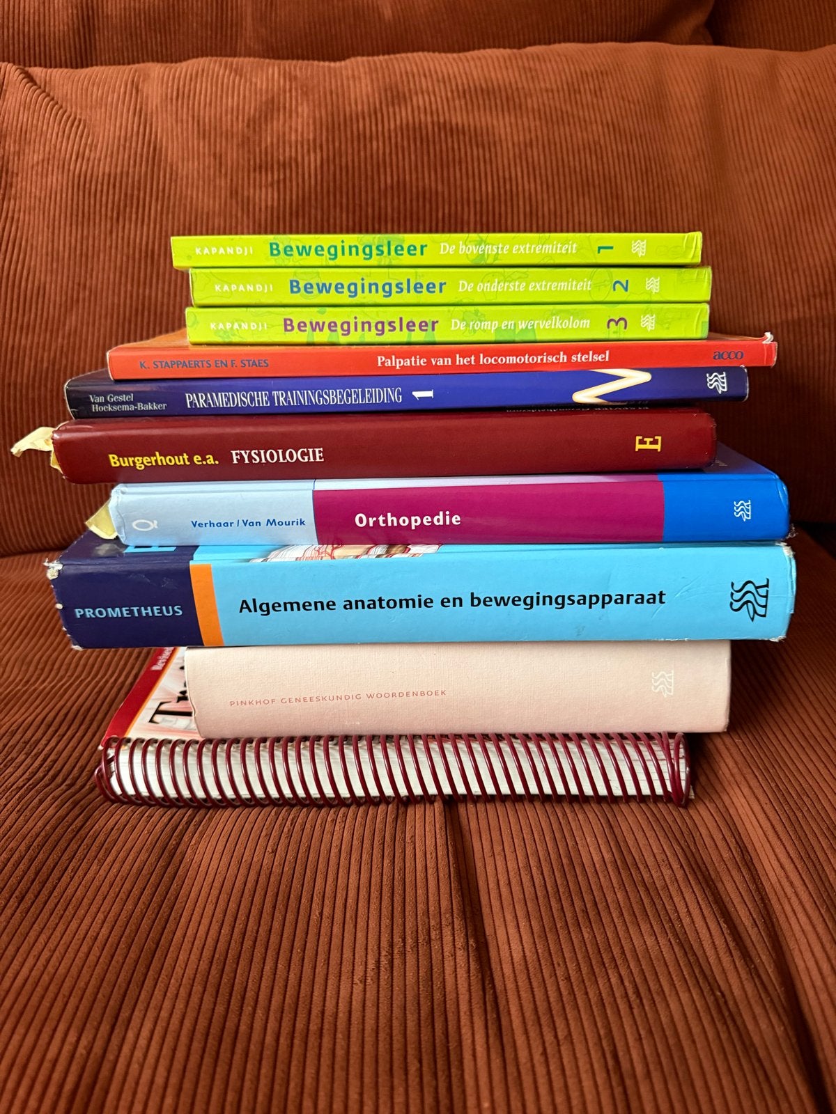 Boekenpakket Fysiotherapie inclusief Geneeskundig Woordenboe, Ophalen of Verzenden, Beta, Gelezen, HBO