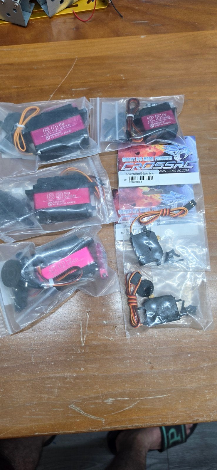 RC Servo's en Differentieelvergrendeling/2-Speed Servo, Elektro, Nieuw, Ophalen of Verzenden, Onderdeel