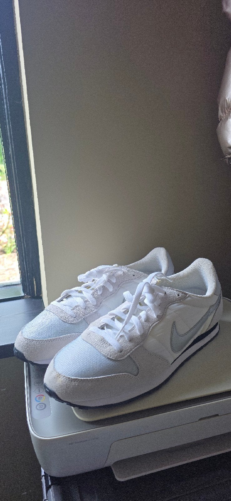 Nieuwe Nike sneakers maat 48.5 (vallen kleiner), Wit, Nike, Nieuw, Ophalen of Verzenden