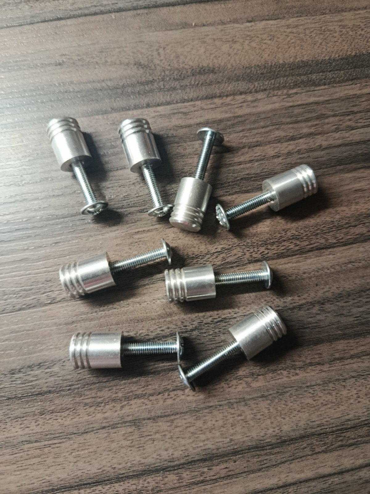 Set van 8 zilverkleurige meubelknoppen/handgrepen, Huis en Inrichting, Ophalen of Verzenden, Gebruikt