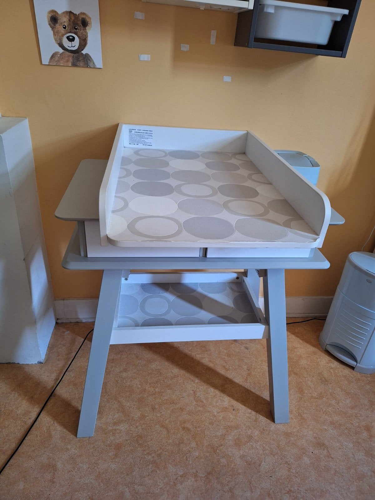 Aankleedtafel (commode)  met lades en opbergruimte, Kinderen en Baby's, Badjes en Verzorging, Gebruikt, Overige typen, Standaard