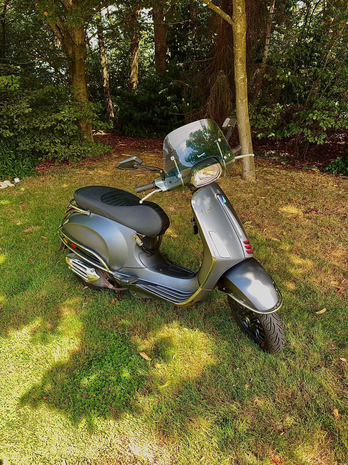 Vespa Sprint 50cc mat grijs Geel kenteken 15.478 km TOPSTAAT, Ophalen, Overige modellen, Maximaal 45 km/u, 0 versnellingen