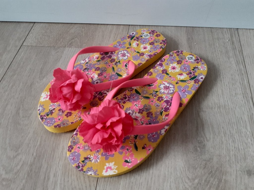 Slippers met bloemen!  mt 34/35   IBIZA, zomers ! Nieuw!, Meisje, Schoenen, Nieuw, Ophalen of Verzenden