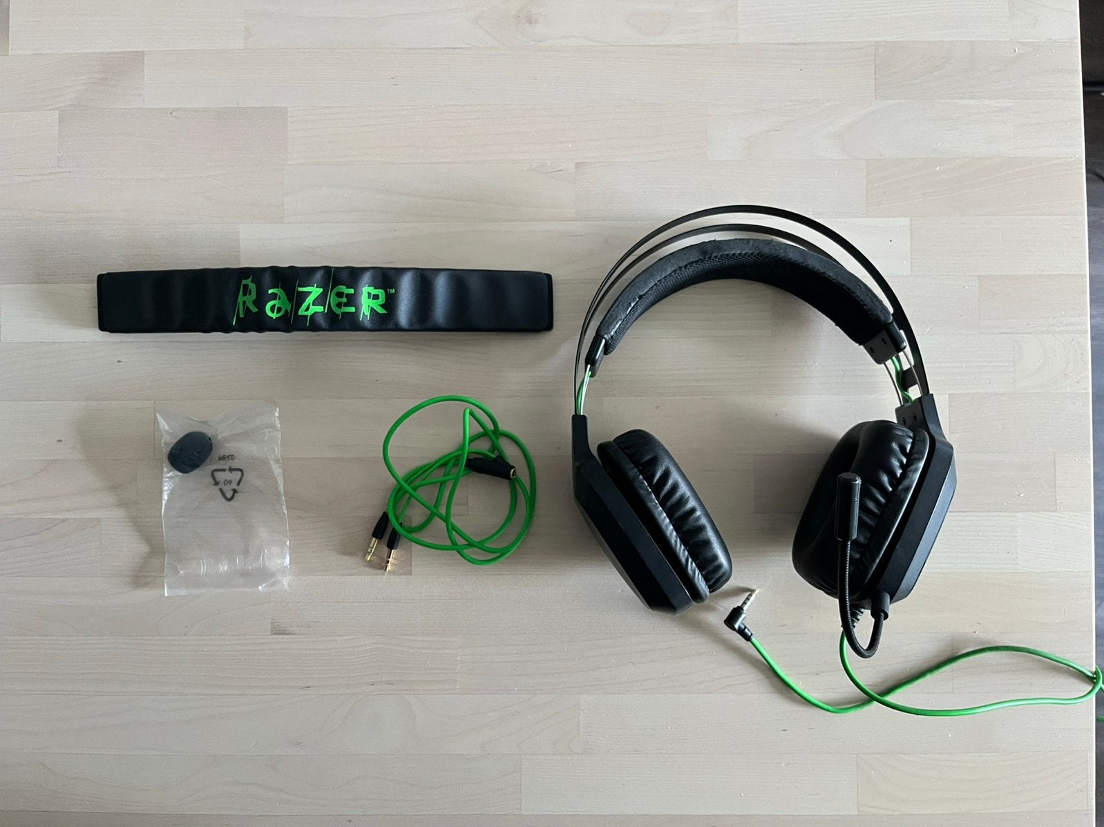 Razer Electra V2 Gaming Headset Zwart, Ophalen of Verzenden, Zo goed als nieuw, Over-ear, Gaming headset