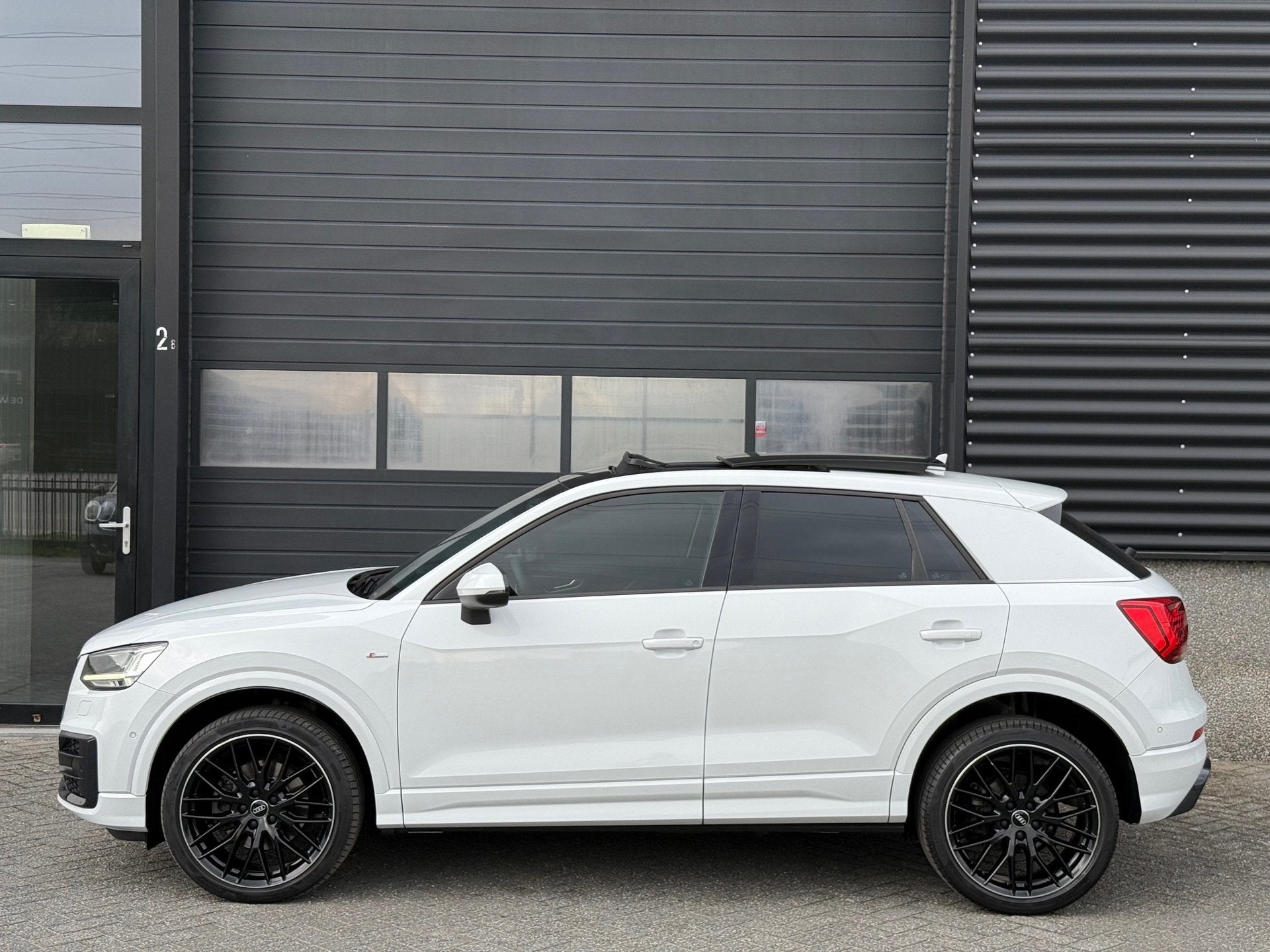 Audi Q2 2.0 TFSI quattro S-line Virtual Pano, Auto's, Automaat, Automatische klimaatregeling, Gebruikt, 1984 cc