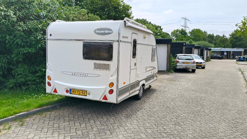 Caravan Beijerland sport 390 fb 2007, Caravans en Kamperen, Caravans, Rondzit, 750 - 1000 kg, Particulier, Schokbreker