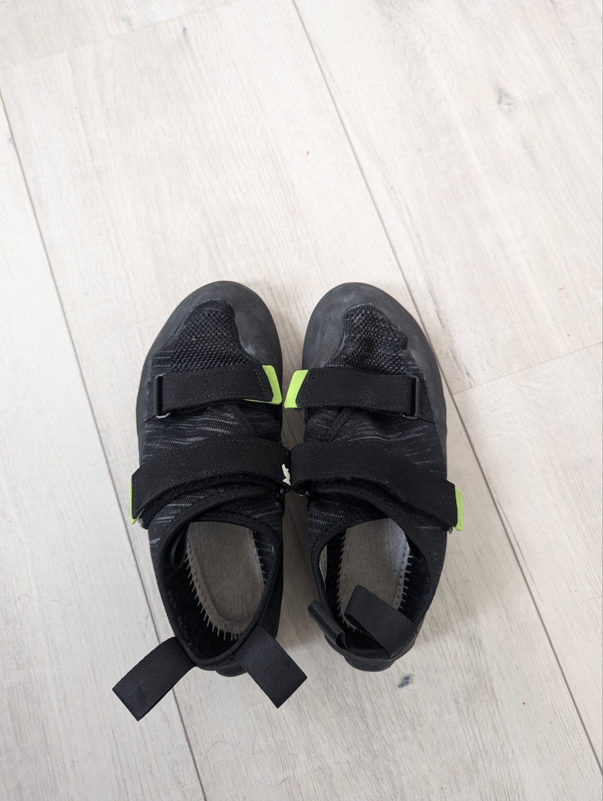 Zwarte klimschoenen - Maat onbekend, Ophalen of Verzenden, Klimsportschoenen