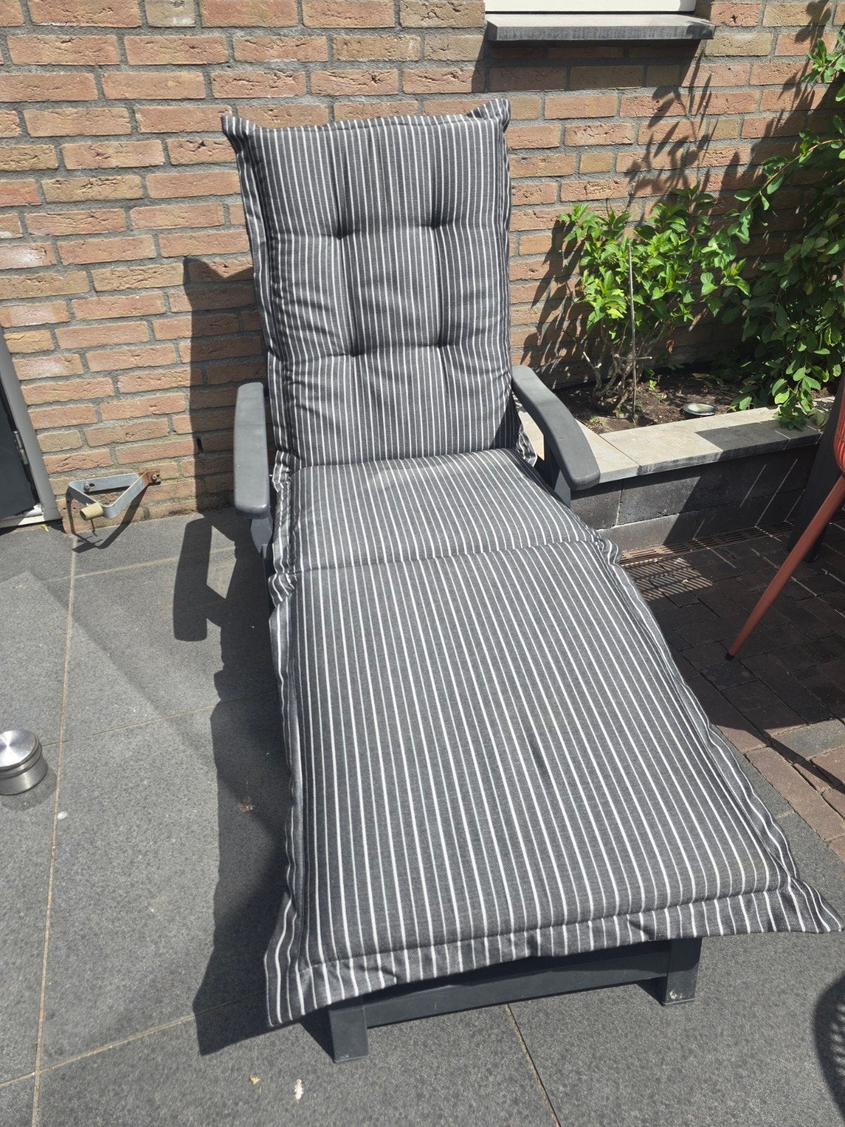 Hartman ligbed met kussen - verstelbaar en verrijdbaar, Ophalen, Gebruikt, Kunststof