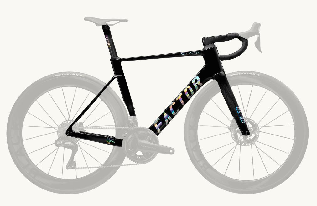 Factor Ostro V.A.M 2.0 frame /Black inc cockpit OUTLET DEAL, Fietsen en Brommers, Fietsen | Racefietsen, Overige merken, 28 inch